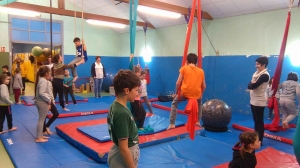 Les arts du cirque à l’école Saint-Régis de Lapte