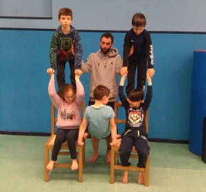 Les arts du cirque à l’école Saint-Régis de Lapte