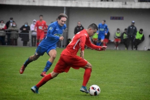 Foot : Velay FC était trop fort pour Dunières