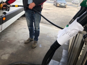 Pénurie de carburant : l&#039;utilisation des jerricans et bidons interdite par arrêté en Haute-Loire