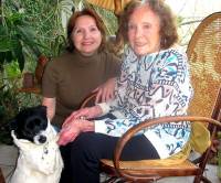 Tamara Kaliberova avec Larissa Chaize au printemps 2007.|Larissa Andersen était une beauté. Les clichés dans le livre en témoigne.|Larissa aimait infiniment les animaux. Chats et chiens peuplaient sa vie.||