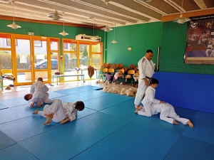 Bas-en-Basset : des diplômes de judo pour des écoliers de Louise-Michel