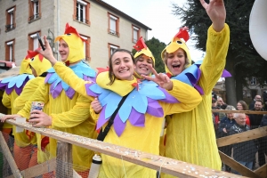 Saint-Didier-en-Velay : ambiance XXL pour le retour du Carnaval (photos + vidéo)