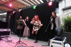 Le Chambon-sur-Lignon : huit jeunes chanteurs composent The Lignon&#039;s People