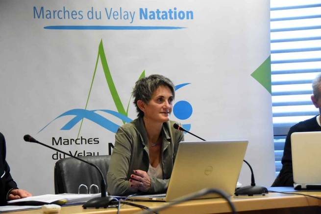 Hélène Gaillard|Pascaline Chapuis (en bleu au entre) est la nouvelle présidente||