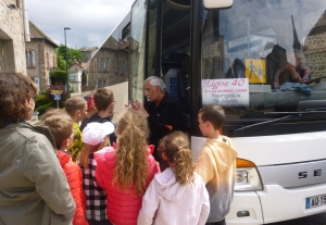 Montfaucon-en-Velay : les écoliers sensibilisés à la sécurité dans les transports