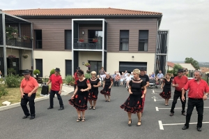 Saint-Maurice-de-Lignon : chants, danse et bonne humeur au Bel âge avec Les Joyeux copains