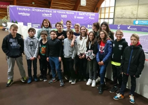 Aurec-sur-Loire : des collégiens supporters à l&#039;Open de tennis féminin de Saint-Etienne
