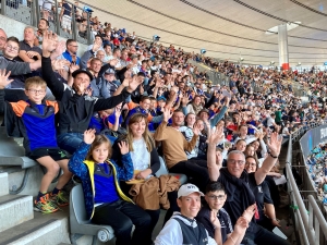 50 jeunes du Rugby club des Hauts-Plateaux au stade de France