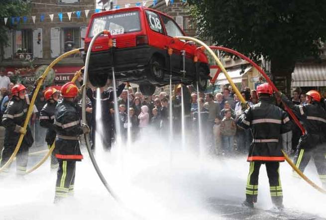 Le 100e congrès des pompiers a lieu au Puy-en-Velay avec des animations grand public et familiales samedi et dimanche.||