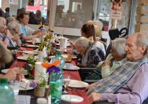 Beauzac : 200 convives au repas des familles à la maison de retraite