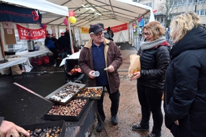 Sainte-Sigolène bat son plein tout le week-end avec le marché de Noël et Téléthon