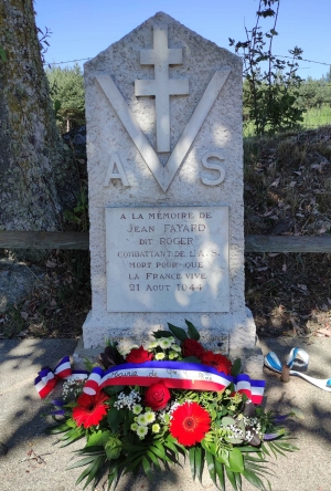 Sainte-Sigolène :  la mémoire des résistants sigolénois honorée à Estivareilles