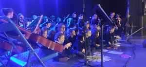 Tence : un concert enthousiasmant autour des chansons de Brassens
