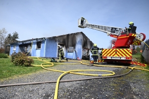Saint-Pierre-Eynac : un pavillon totalement détruit dans un incendie