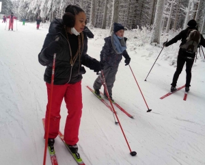 Sainte-Sigolène : les écoliers de Germaine-Tillion découvrent le ski de fond dans le Meygal