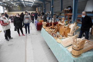 Dunières : le marché de Noël au chaud au boulodrome ce dimanche