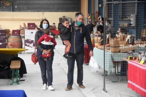 Dunières : le marché de Noël au chaud au boulodrome ce dimanche
