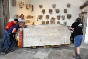 Puy-en-Velay : le tombeau de Scutaire retrouve sa place au Musée Crozatier (vidéo)