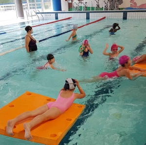 Tence : dernière séance de natation pour les écoliers de Saint-Martin