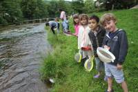 Saint-Just-Malmont : les écoliers de maternelle au plan d’eau de La Séauve-sur-Semène