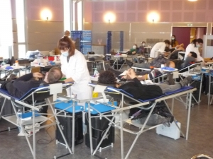 Saint-Just-Malmont : huit premiers dons à la collecte de sang