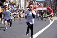 15 km du Puy : les 1 000 m des enfants en photos