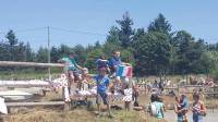 Devesset : un village tout en bleu pour le passage du Tour de France