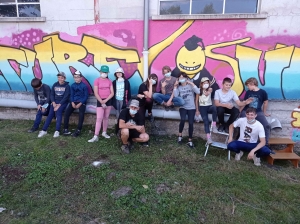 Tence : 12 jeunes graffeurs sont passés à la pratique sur un mur