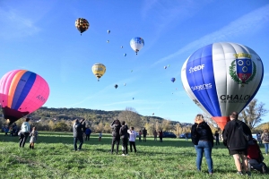Avec les montgolfières, le spectacle est dans le ciel de la Haute-Loire (vidéo)