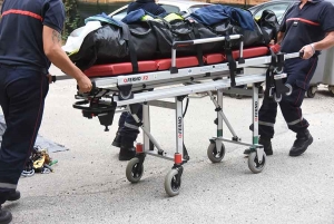 Bas-en-Basset : le cycliste chute en voulant monter sur le trottoir