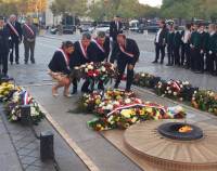 Les parlementaires de Haute-Loire sous l&#039;Arc de Triomphe pour raviver la flamme