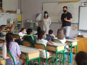 Aurec-sur-Loire : des élèves sensibilisés aux dangers du numérique à Notre-Dame-de-la-Faye
