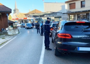 Des gendarmes réservistes de Haute-Loire en renfort aux frontières italiennes et suisses