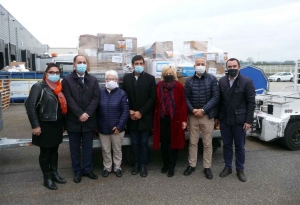Un premier avion d’aide humanitaire de la Région pour l’Arménie a décollé de Saint-Exupéry
