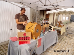 Saint-Didier-en-Velay : premier marché de l&#039;été dimanche matin pour les producteurs et créateurs