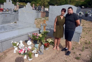 Malvalette : après le décès de leurs enfants jumeaux, des parents veulent entretenir les cimetières (vidéo)