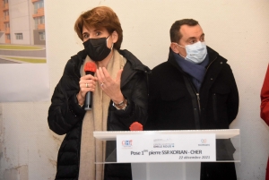 Sophie Boissard, directrice générale de Korian, et Jean-Marie Bolliet, directeur de l&#039;hôpital Emile-Roux