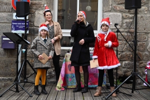 Monistrol-sur-Loire : des chants de Noël interprétés par The Pickies (vidéo)
