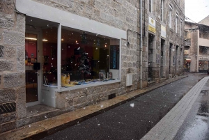 Monistrol-sur-Loire : la boutique éphémère Freegun ouvre samedi dans la rue du Commerce