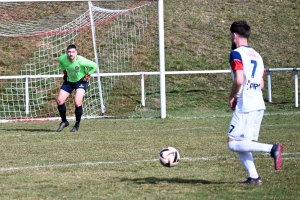 Foot, CHL : Velay FC évite le piège à Montfaucon-Montregard