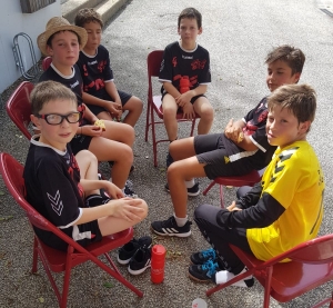 Saint-Julien-Chapteuil : les sélections -13 garçons de hand au gymnase