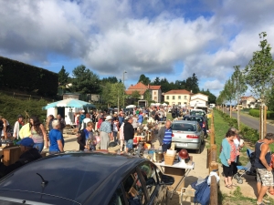 Montfaucon-en-Velay : 150 exposants attendus mercredi pour la brocante et le vide-greniers