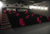 Yssingeaux : les nouveaux fauteuils installés au cinéma de La Grenette