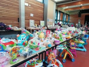Monistrol-sur-Loire : la Bourse aux vêtements, jouets et puériculture est prête pour samedi