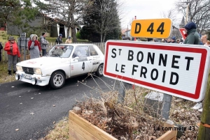 Saint-Bonnet-le-Froid attend de pied ferme le Rallye Monte-Carlo historique dimanche