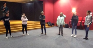 Chambon-sur-Lignon : un stage de théâtre mêlant les générations