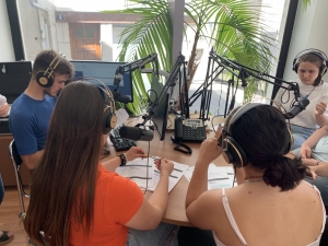 Yssingeaux : des pros de la radio au lycée Eugénie-Joubert