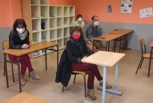 Brives-Charensac : des profs prennent la place des collégiens (vidéo)