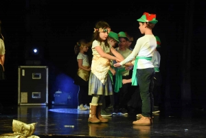 Yssingeaux : 600 enfants de l&#039;enseignement public sur scène pour le spectacle de Noël
